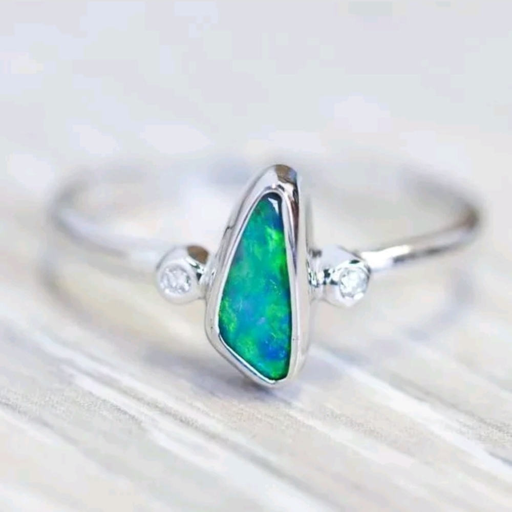 Silver Fashion Ring Blue Green Gem Fun Colorful